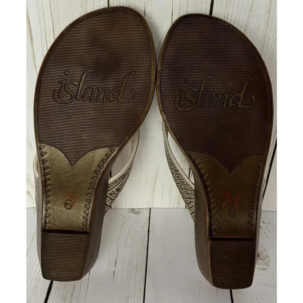 Island Slipper Womens 6 Cream Leather Croc Embossed Wedge Thong Sandals Hawaii‎